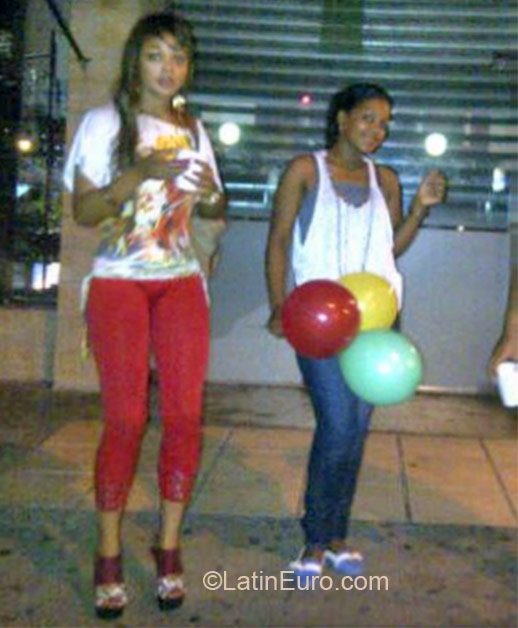 Date this charming Dominican Republic girl Warquidia perez from Santo Domingo DO11590