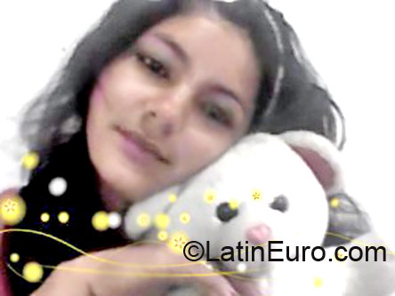 Date this charming Colombia girl Milena from Bogota CO10791