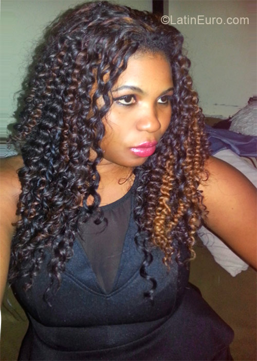 Date this attractive Mozambique girl Suraya from Maputo MZ4