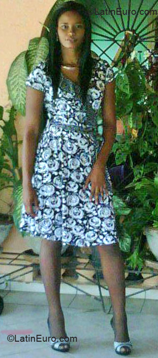 Date this lovely Jamaica girl Tanya13 from Kingston JM584