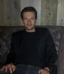 luscious Any Country man  from London GB676