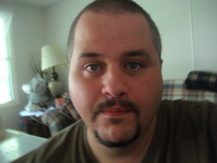 Date this stunning United States man Livefree18202ya from Syracuse US13484