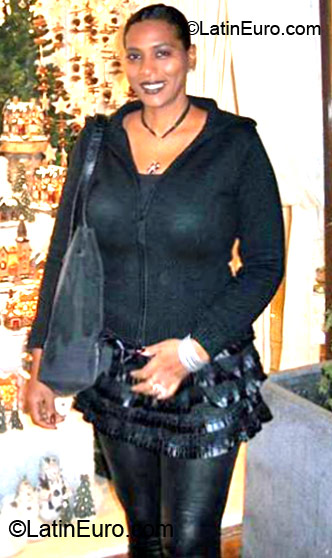 Date this delightful Brazil girl Marcia from Salvador BR7031