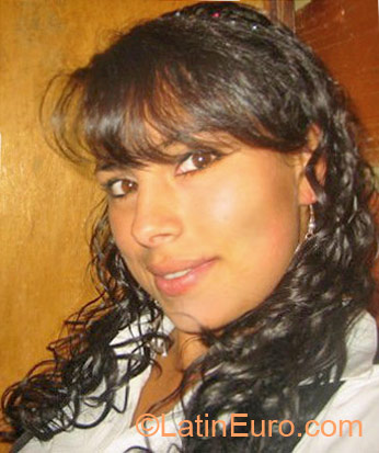 Date this happy Colombia girl Cindy Sthefanya from Chiquinquira CO11186