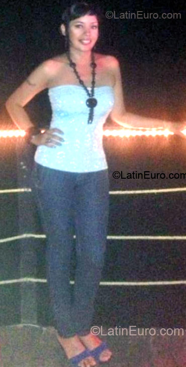 Date this foxy Colombia girl Ma rsela de Jess from Bogota CO15117