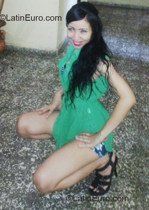 Date this fun Dominican Republic girl Frannyel from La Vega DO12142