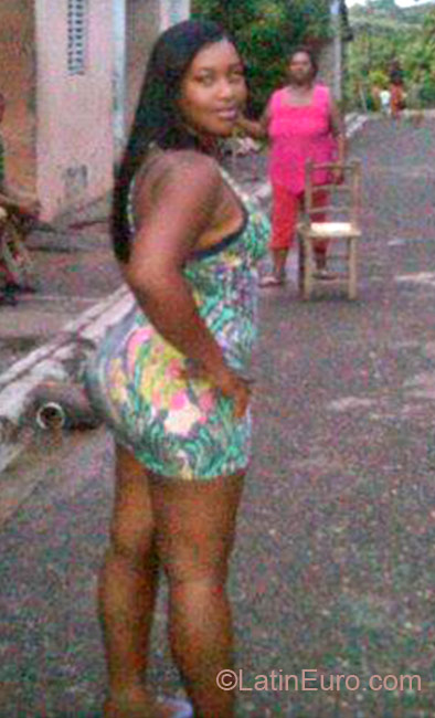 Date this happy Dominican Republic girl Caridad from Villa Isabela DO12176
