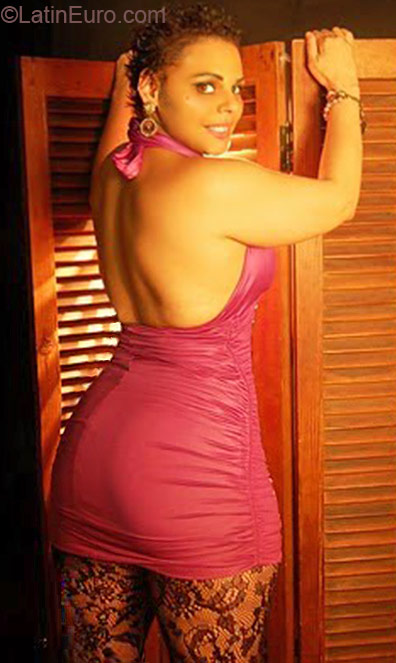 Date this foxy Brazil girl Angela Maria from Sao Paulo BR7067