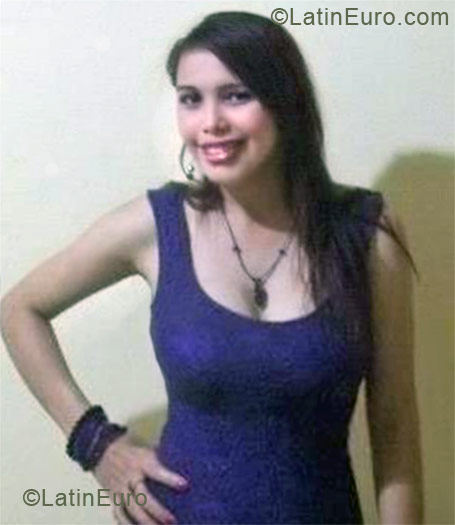 Date this lovely Colombia girl Milena from Bogota CO11296