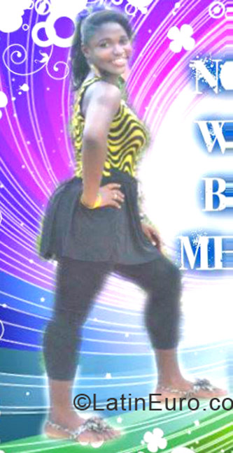 Date this hard body Jamaica girl J.nelly from Kingston JM749