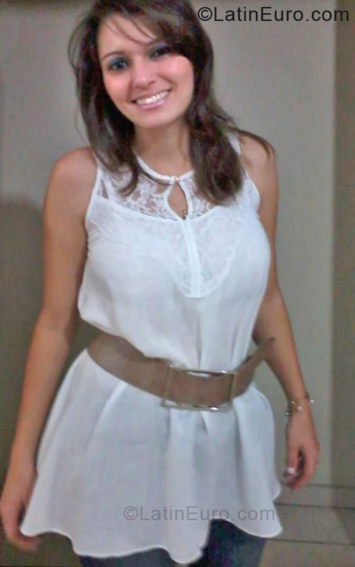 Date this foxy Brazil girl Natalia from Sao Jose Do Rio Preto BR7117