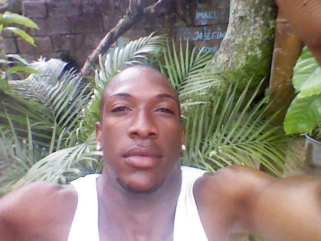 Date this happy Dominican Republic man Ismael from Santo Domingo DO12577