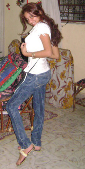 Date this nice looking Colombia girl Vanessa from Barranquilla CO11574