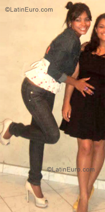 Date this funny Brazil girl Jorgiane from Sorocaba BR7177