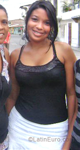 Date this delightful Colombia girl JACKELIN RODRIG from Candelaria CO11514