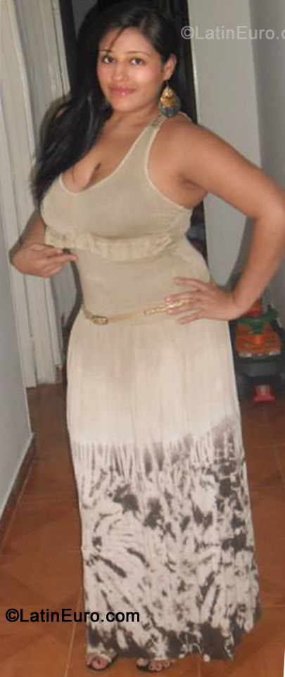 Date this stunning Colombia girl Andrea from Cali CO11626