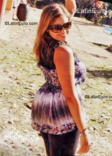 Date this pretty Brazil girl Marlete from Brasilia BR7237