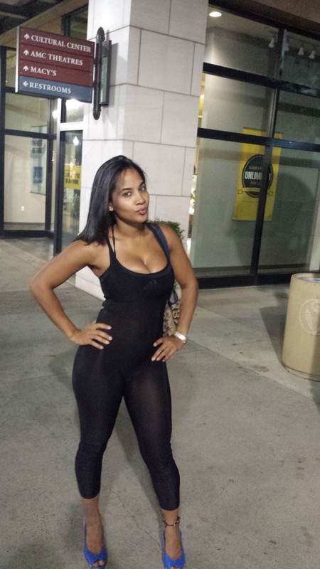 Date this voluptuous United States girl Eimy from Hemet US13759