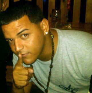 Date this young Dominican Republic man Julio angel var from Santo Domingo DO13360