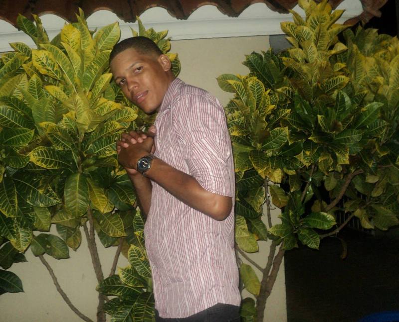 Date this young Dominican Republic man Fidel from Santo Domingo DO13498