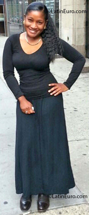 Date this gorgeous United States girl Kim from Brooklyn US14434