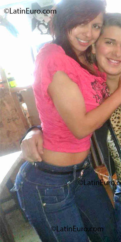 Date this sultry Colombia girl Andrea from Bogota CO11925