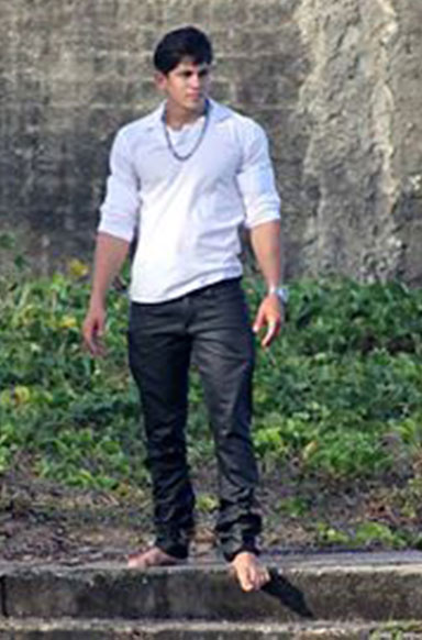 Date this voluptuous Brazil man Aurino from Natal BR7418