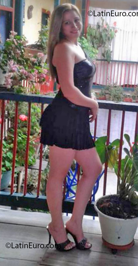 Date this cute Colombia girl Sandra Toro from Tamesis CO11986