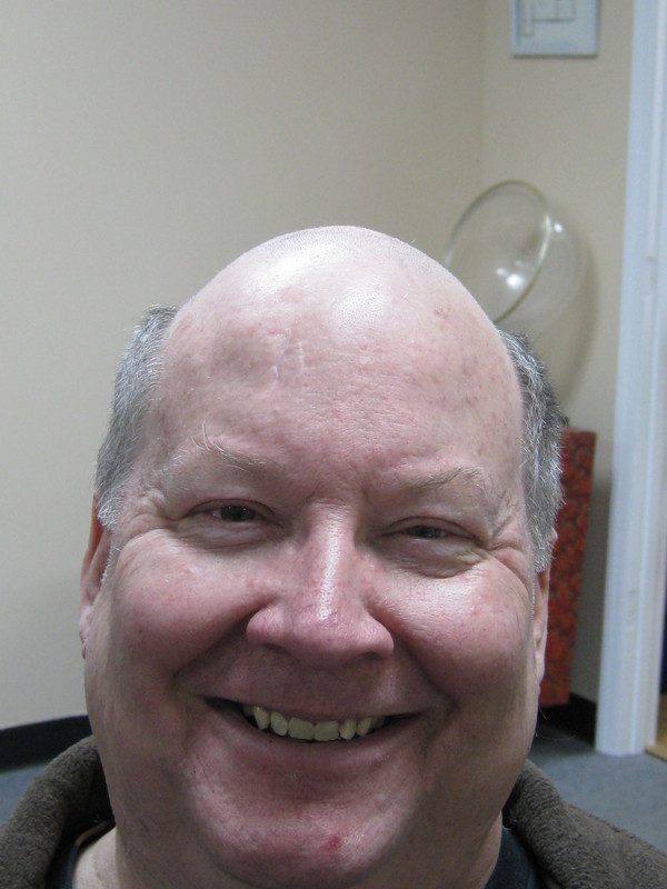 Date this georgeous United States man Phillip from Lakewood US13894