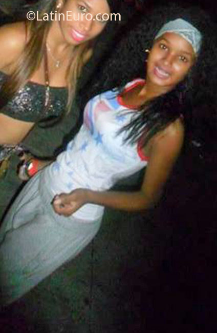 Date this gorgeous Dominican Republic girl Merice from Santo Domingo DO21874