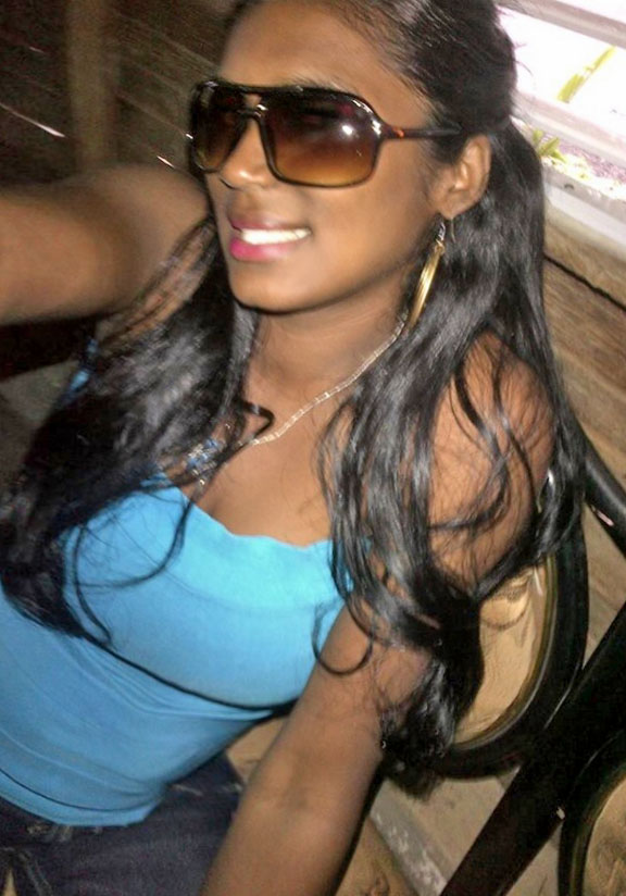 Date this tall Dominican Republic girl En from Moca DO14310