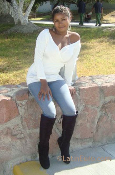 Date this cute Mexico girl Sol from Mexico City MX863