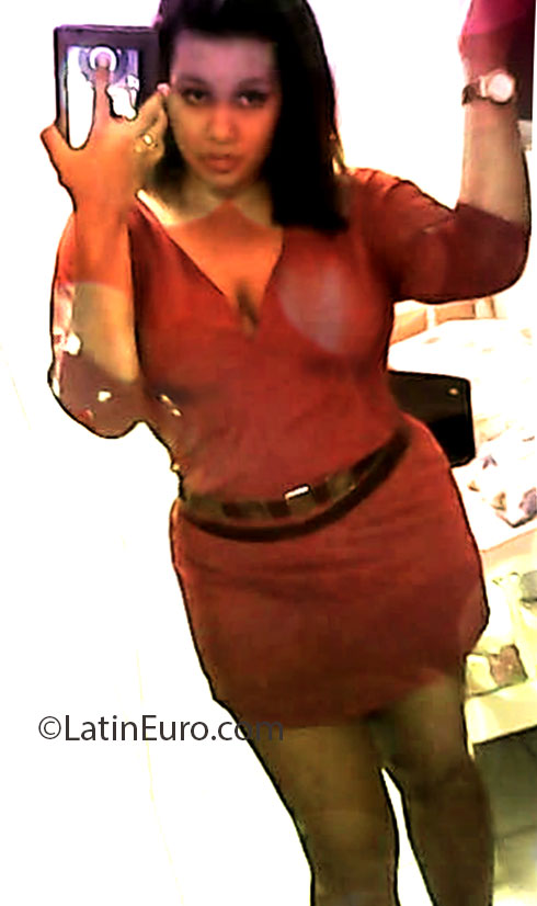 Date this tall Brazil girl Daniela from Cuiaba BR7499