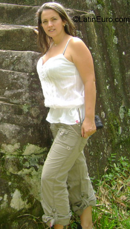 Date this gorgeous Colombia girl Sandra from Medellin CO12343