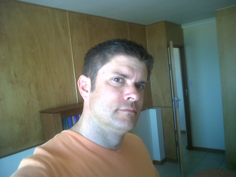 Date this young South Africa man Datable246 from cape town ZA43