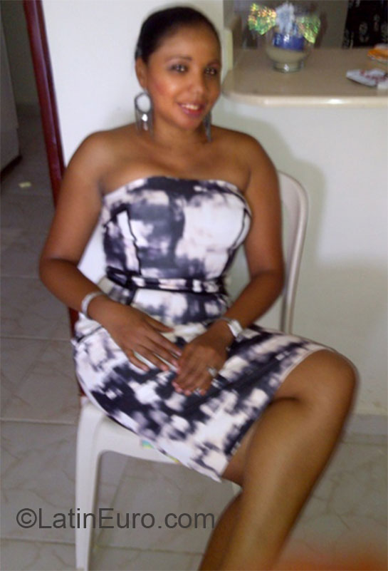Date this funny Dominican Republic girl Anny from Santo Domingo DO14831