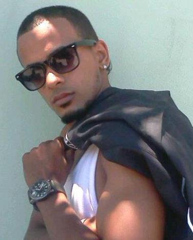 Date this nice looking Dominican Republic man Antonio liberat from Santo Domingo DO14838