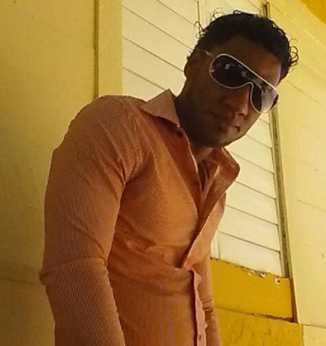 Date this georgeous Dominican Republic man Elmorenito1420 from Santiago DO15009