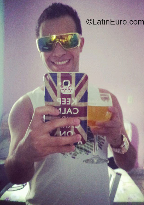 Date this attractive Brazil man Jorge from Sao Paulo BR7637