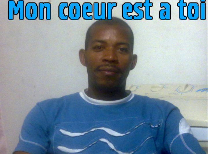 Date this hard body Haiti man Junior from Republica Dominicana HT38