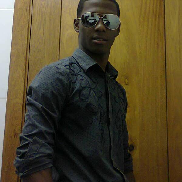 Date this voluptuous Dominican Republic man Edwin from Santo Domingo DO15115