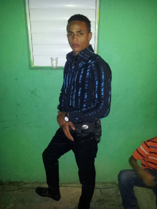 Date this funny France man Adonis vasquez from Santo Domingo FR190