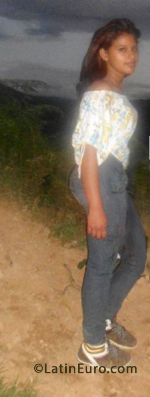 Date this passionate Colombia girl Monica Lorena from Neiva CO12728