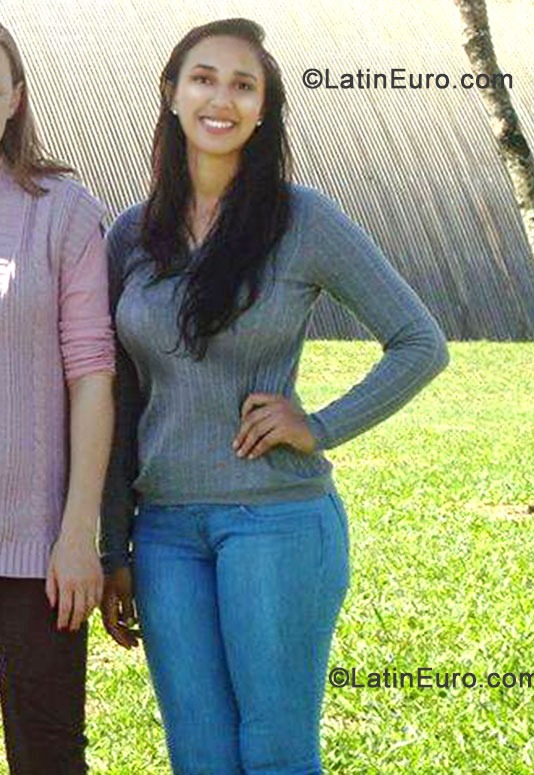 Date this lovely Brazil girl Marcia from Chapeco BR7700