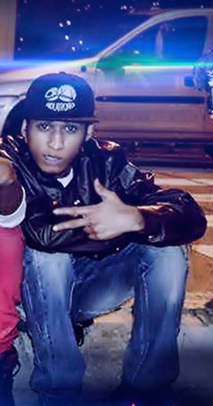 Date this hard body Colombia man Yeferson from Medellin CO12991