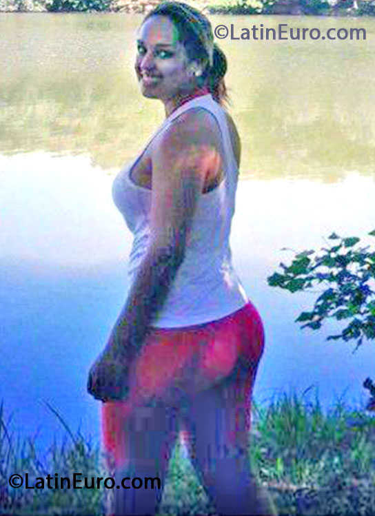 Date this fun Brazil girl Vandirlucia from Campinas BR7810