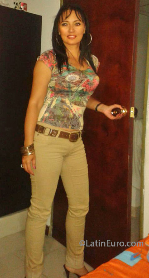 Date this exotic Colombia girl Diana aydee from Palmira CO13045