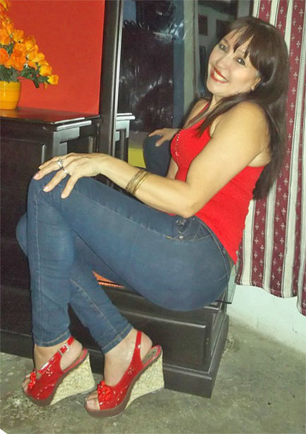 Date this georgeous Colombia girl Yamile avilez from Monteria CO13054