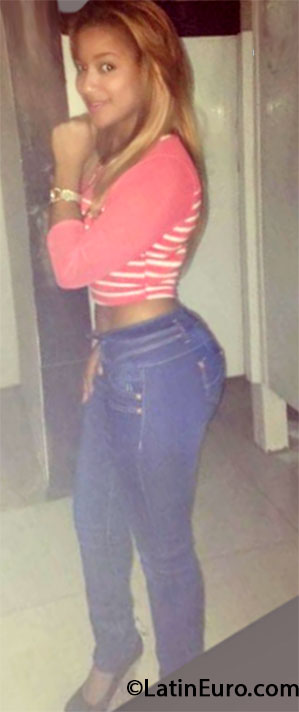 Date this good-looking Dominican Republic girl Elizabeth from Bonao DO33279