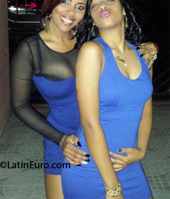 Date this sensual Dominican Republic girl Andry from Santo Domingo DO16400